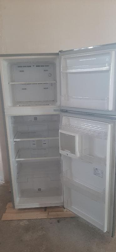 Soyuducular: İki qapılı soyuducu (üstü dondurucu, altı soyuducu bölmə) - Korpusu — 5