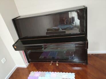 Upright piano – “Voljanka” (Волжанка) - Klassik akustik upright model