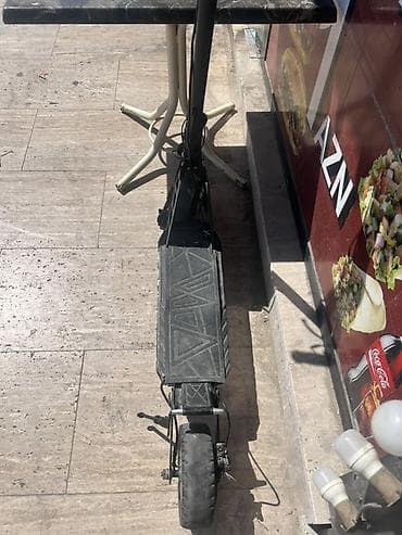 super soco: İşlənmiş Elektrik samokat 9", ≤ 250 Vt, 26 - 35 km/s, Ünvandan götürmə — 2