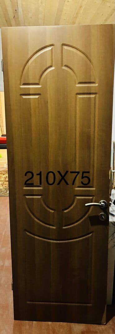 mənzil qapıları: Otaq qapilari. Standart otaq qapilari uz hisesinin yapisqanlari qaopub — 3