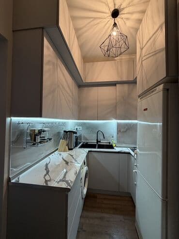 razinde 1 otaqli menzil: Yasamal, 2 otaqlı, Yeni tikili, m. 20 Yanvar, 50 kv. m — 5