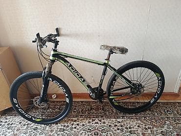 val: Velosiped – dağ/şosse hibridi, “ADIDAS” loqolu dizayn - Geniş 700C/29” — 1