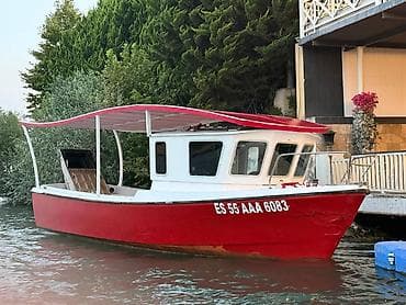 Satılır: Qapalı kabinli, geniş göyərtəli qayıq - Korpus: fiberglas