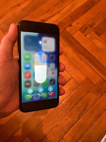 iphone dubai baku: IPhone SE 2022, 64 GB, Qara, Barmaq izi — 7
