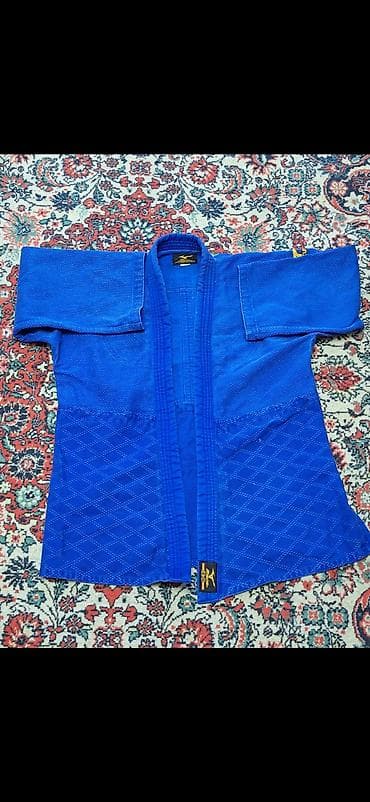 Məhsul: Mizuno judo gi dəsti – göy rəng. ölçü 70 GSM MiZUNO Təsvir