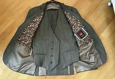 3 hissəli kişilər üçün kostyum dəsti - Tərkib: pencək, jilet və