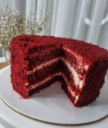 azza торты цены: Məhsul: Red Velvet tortu - Zərif qırmızı biskvit qatları və — 1