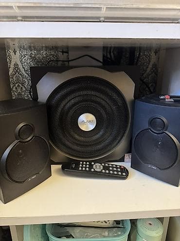 Микрофоны: F&D Колонка, Тип - Для домашнего кинотеатра, цвет - Черный — 1