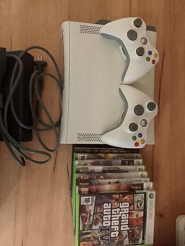 Xbox 360 oyun paketi Komplekt: - Xbox 360 konsolu (ağ korpus) - 2