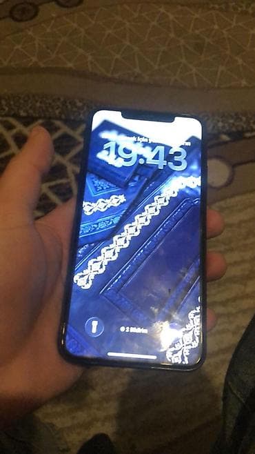 gps navigator: IPhone 11 Pro Max, 64 GB, Space Gray, Face ID — 2