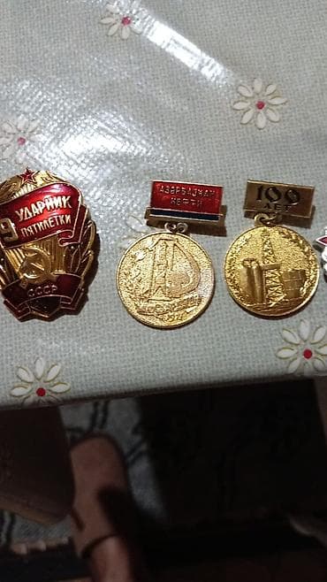 Təsbeh əqiq daşından 50 manat