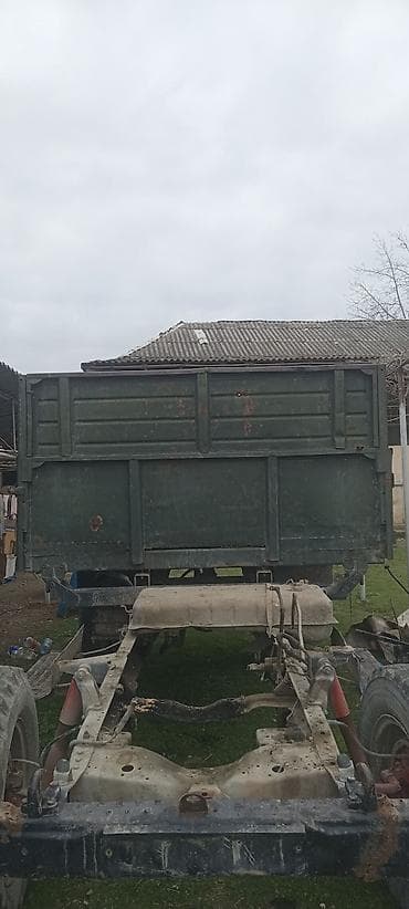 Metalkonstruksiya yük kuzovu (dump tipli), hidravlik qaldırma