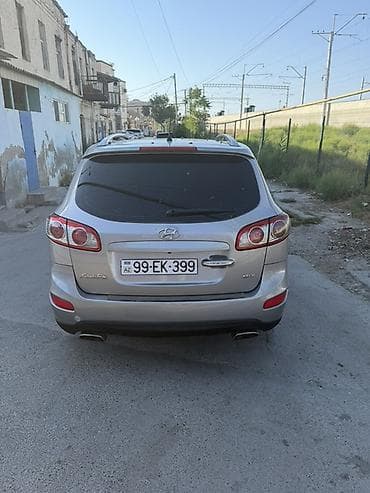 hunday verna: Hyundai Santa Fe: 2 l | 2010 il Ofrouder/SUV — 4