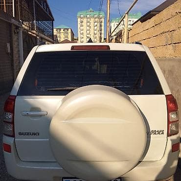 Suzuki Grand Vitara: 2 l | 2006 il 444444 km — 6