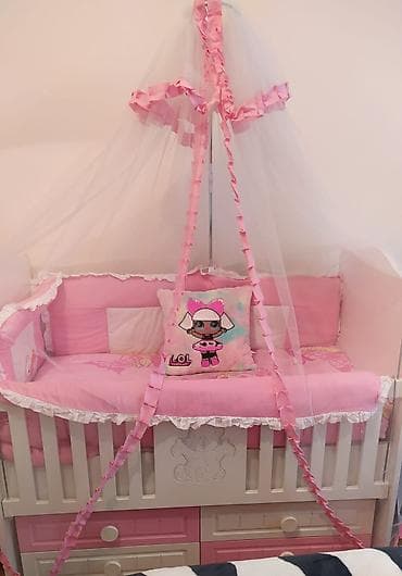 qiz esger sekilleri: Qız üçün, Dördbucaq, Beşik, Dəst ilə, Matras ilə, Yellənmə mexanizmsiz — 1