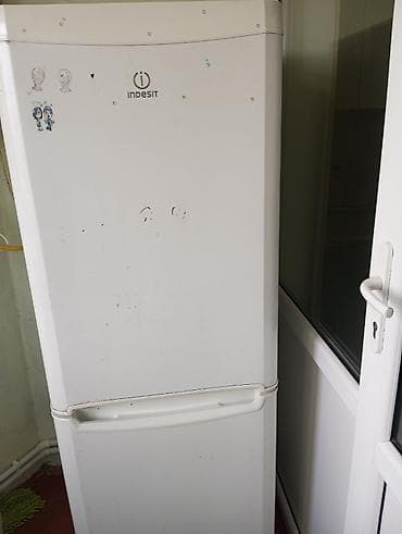 indesit холодильник: Б/у 2 двери Indesit Холодильник Продажа, цвет - Белый, Встраиваемый — 3