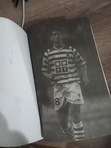 mhm ingilis dili pdf: Cristiano Ronaldo ktabı az işlənmiş üzərində yazı izi yoxdur, cızıx — 5