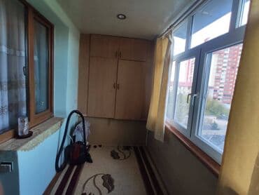 9 ci mikrorayon satilan evler: Bakı, 2 otaqlı, Köhnə tikili, m. Neftçilər, 48 kv. m — 10