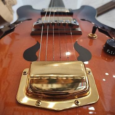 gitara temiri: Elektro-gitara Tornado Simlərin sayı: 6 İstehsalçı:Çin Çanta və kabel — 2