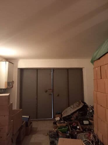 keşlədə satılan həyət evləri: 7 otaqlı, 272 kv. m, Orta təmir — 24