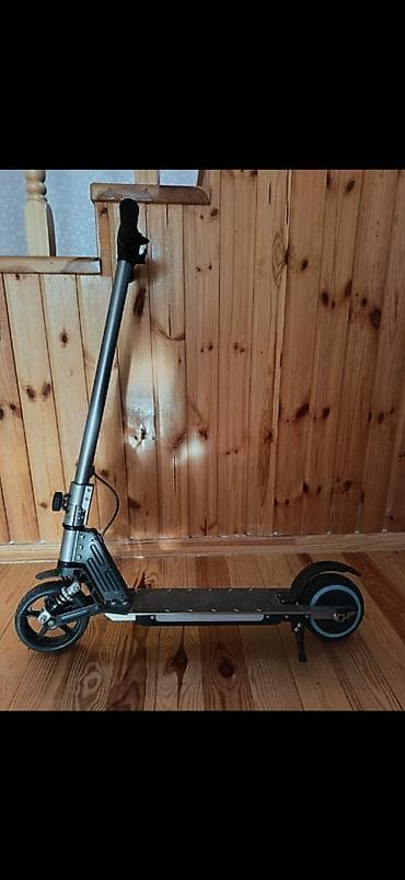 S Sara11 Elektron skuter uşaq sürə bilmədi deyə satılır təzə kimidir