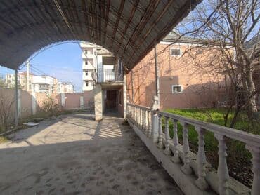 8 noyabr: Masazır 6 otaqlı, 362 kv. m, Təmirsiz — 8