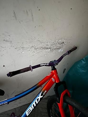 satiliq velosipedler: TECİLİ SATILIR TEK PROBLEMİ TEKERİ PARTLAYIB PAKISKA LAZIMDI 25 AZN — 3