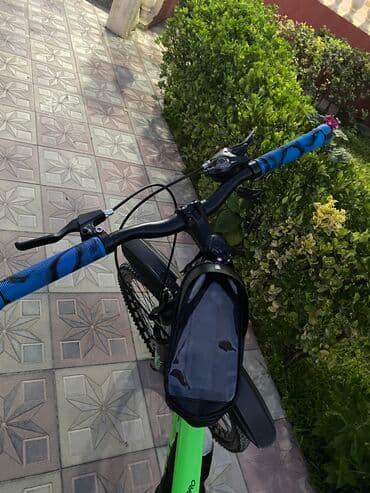 1 yaşdan yuxarı uşaqlar üçün velosipedlər: İşlənmiş Dağ velosipedi Toba, 26", sürətlərin sayı: 10, Ünvandan götürmə — 6