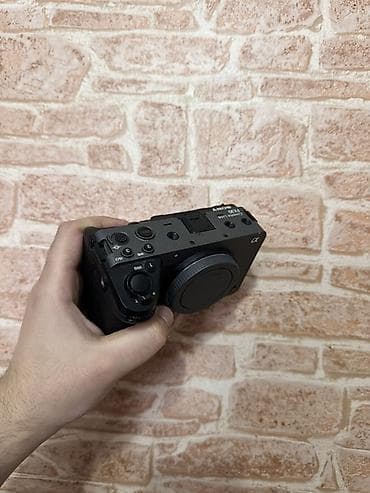 alıram: Kamera əla vəziyyətdədi. 4k 120fps çəkiliş. 5 saat ümumi çəkiliş — 6