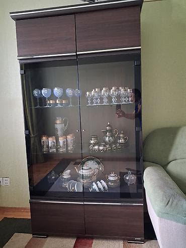 Şüşəli dolab vitrini — 1