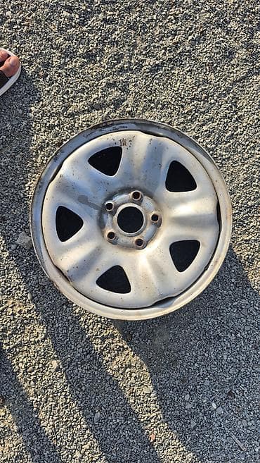 15 ölçü 3110, 31105 modellərinə uyğun olan diskdi çatı svarkası yoxdu