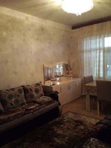 9 ci mikrorayon satilan evler: Bakı, 4 otaqlı, Köhnə tikili, 90 kv. m — 2