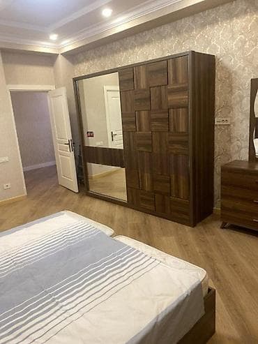 sultan divan: İcarəyə verilir 3 otaqlı yeni tikili 146 m², Ağ şəhər q. Kateqoriya — 7