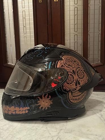 AXOR tam üzlü motosiklet dəbilqəsi – “Sugar Skull” qrafik dizaynı -