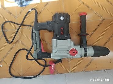 peraparator: P.I.T. markalı, zərbə funksiyasına malik, qara və boz rəngli — 1