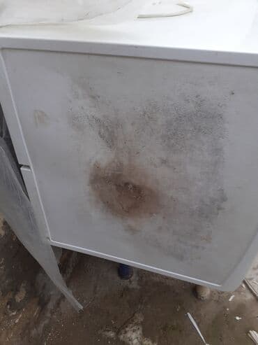 soyuducu su: Matoru sağlamdirtam işləkdi,sadəcə iki gündən bir su buraxir — 5