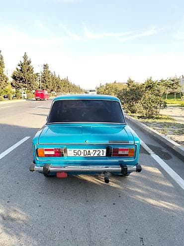 teker cixardan: Avtomobil: Klassik sedana bənzər Lada/VAZ ailəsi (2106 tipinə yaxın) — 1