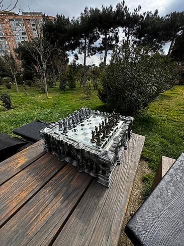 idman doseyi: Sahmat Hazir elde var. Boyuk olcudu. Balaca sahmat deyil. Super — 4