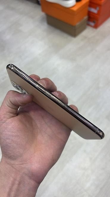 iphone 11 pro max islenmis: IPhone 11 Pro, 256 GB, Qızılı, Face ID — 4