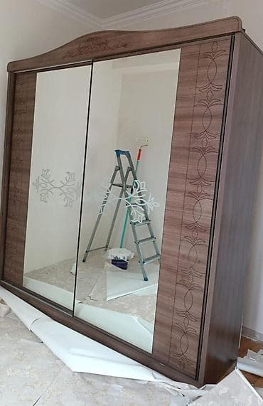 İşlənmiş, 2 qapılı, Güzgülü, Qəhvəyi, Taxta, Kupe, Düz dolab