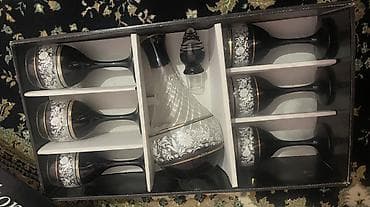 Qrafin desti. Tam. Heç bir qusuru yoxdur