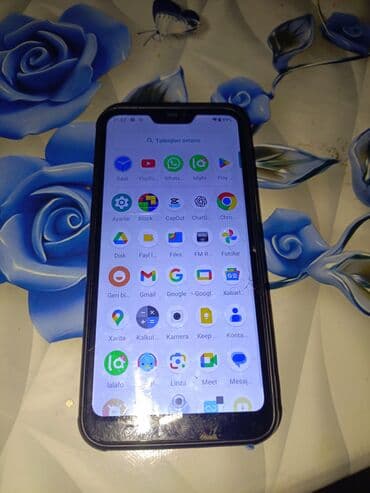 Миски: Məhsul: Android smartfon Xüsusiyyətlər: - Ekran: çərçivəli tam ekran — 2