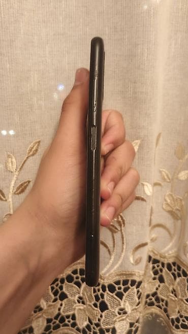 irşad xaladelnik: Samsung A03s modelidir 32/4gb yaddaşı var qara rəngdədir. korpusda — 4