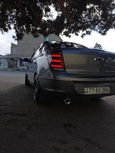 super soco tc: Chevrolet Cobalt sedan - Korpus: boz rəng, 4 qapı, aerodinamik — 6