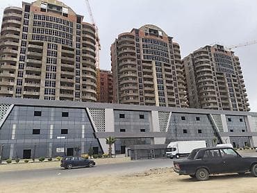 1 ci mikrorayon satilan evler: 2 otaqlı, Yeni tikili, 83 kv. m — 4