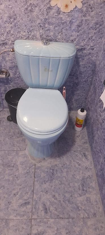 Ünvan Hövsan qəsəbəsində yerlesir. Mavi rəngdə sanitar qarnitur –