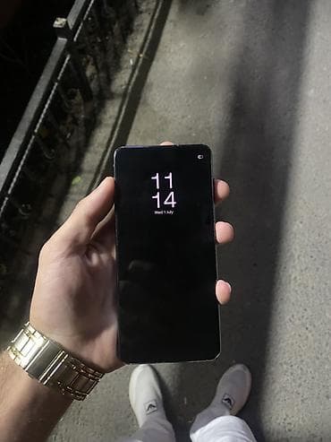 Техника и электроника: Samsung Galaxy S21 5G, 256 ГБ, цвет - Черный, Беспроводная зарядка — 3