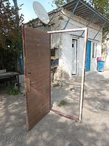 demir qapi seyf: Dəmir giriş qapısı - Material: möhkəm metal korpus, polad qutu - — 3