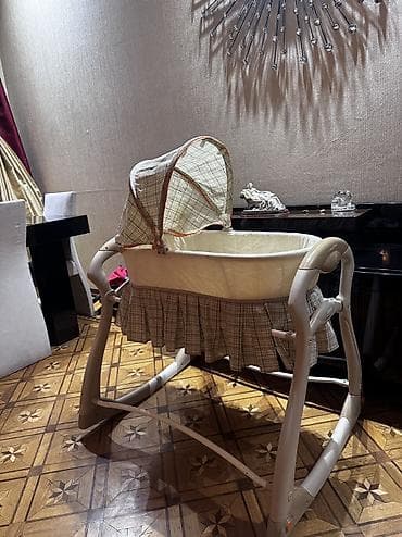 parket satilir: Oğlan və qız üçün, Beşik, Matras ilə, Yellənmə mexanizm ilə — 2