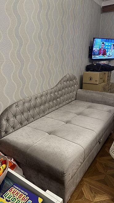 albom satisi: Di̇van-kravat, Açılan, Bazalı, Vеlur parça — 2